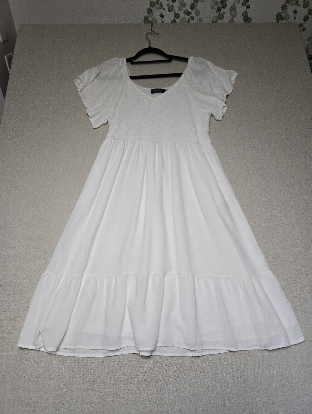 White Flirty Sleeve Smocked Waist  Midi Dress Ruffled Hem Pockets XL Fully Lined